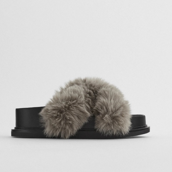 NWT. Zara Black Fur Sandals. Size 10.